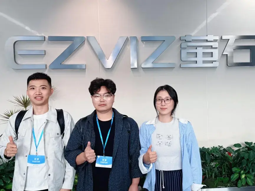 HeroDash technical support team visiting EZVIZ for onsite customer support discovery