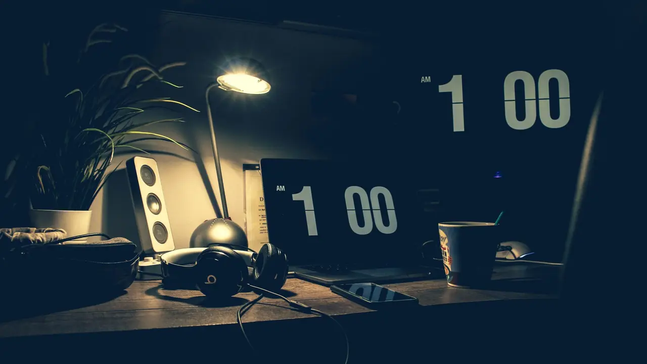 AI Email Customer Support: What HeroDash Does While You Sleep